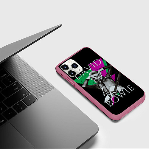 Чехол iPhone 11 Pro матовый David Bowie - hand goggles / 3D-Малиновый – фото 3
