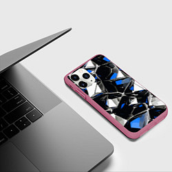 Чехол iPhone 11 Pro матовый Сине-белый паттерн на чёрном фоне, цвет: 3D-малиновый — фото 2
