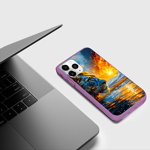Чехол iPhone 11 Pro матовый Лев и падение метеорита / 3D-Фиолетовый – фото 3