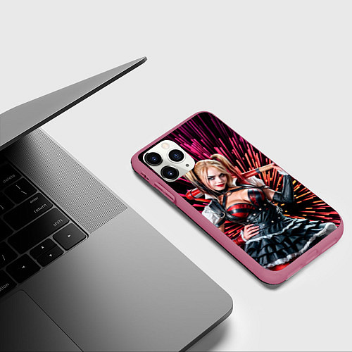 Чехол iPhone 11 Pro матовый Harley Quinn / 3D-Малиновый – фото 3