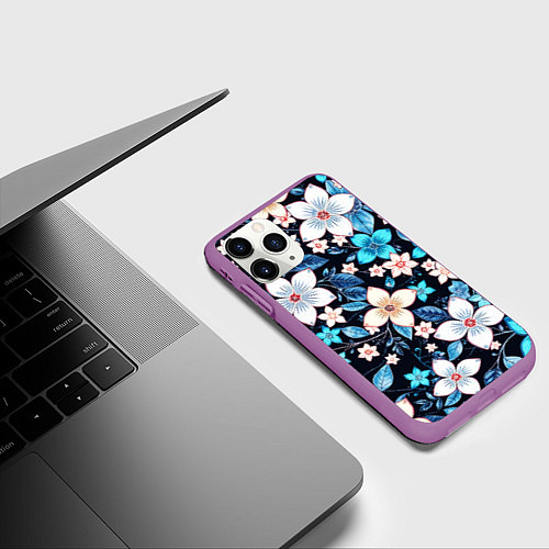 Чехол iPhone 11 Pro матовый Сине-белые цветы на чёрном фоне / 3D-Фиолетовый – фото 3