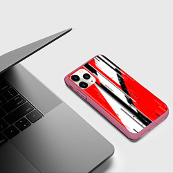 Чехол iPhone 11 Pro матовый Чёрно-белые вертикальные полосы на красном фоне, цвет: 3D-малиновый — фото 2