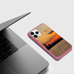 Чехол iPhone 11 Pro матовый Петропавловская крепость ранним утром, цвет: 3D-малиновый — фото 2