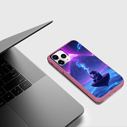 Чехол iPhone 11 Pro матовый Капибара в лодке, цвет: 3D-малиновый — фото 2