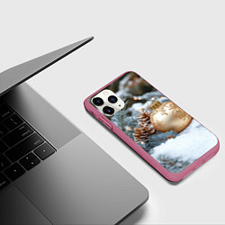 Чехол iPhone 11 Pro матовый Золотой новогодний шар, цвет: 3D-малиновый — фото 2
