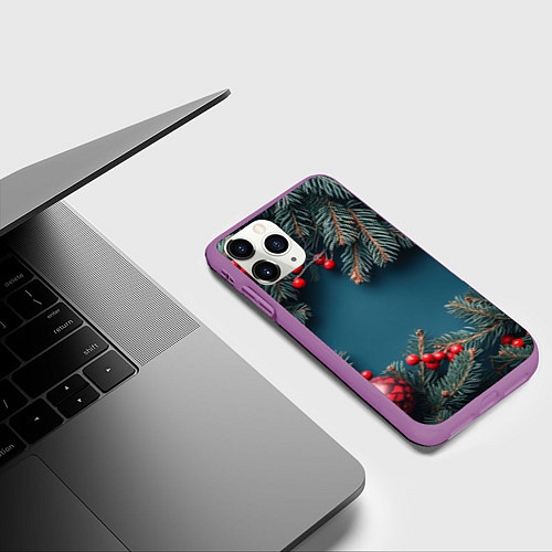 Чехол iPhone 11 Pro матовый Новогодний фон и рябина / 3D-Фиолетовый – фото 3