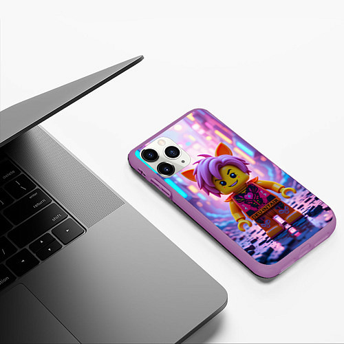 Чехол iPhone 11 Pro матовый Роблокс с фиолетовыми волосами / 3D-Фиолетовый – фото 3