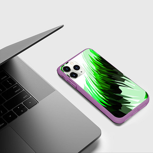 Чехол iPhone 11 Pro матовый Чёрно-зелёные острые полосы на белом фоне / 3D-Фиолетовый – фото 3