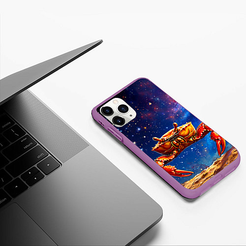 Чехол iPhone 11 Pro матовый Краб в космосе / 3D-Фиолетовый – фото 3