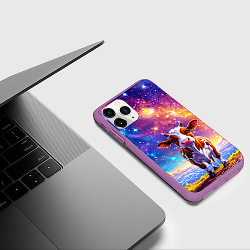 Чехол iPhone 11 Pro матовый Коровка и звездное небо / 3D-Фиолетовый – фото 3