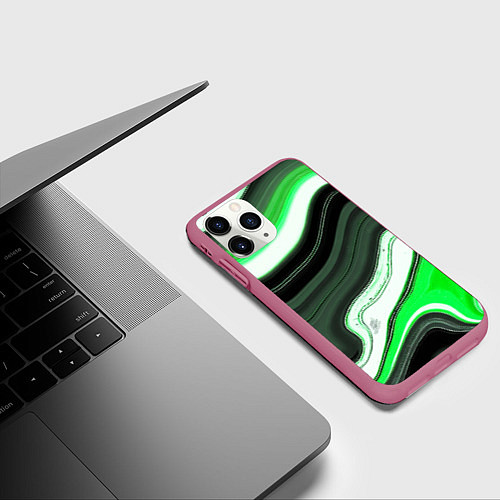Чехол iPhone 11 Pro матовый Волнистые горизонтальные чёрно-зелёные полосы на б / 3D-Малиновый – фото 3