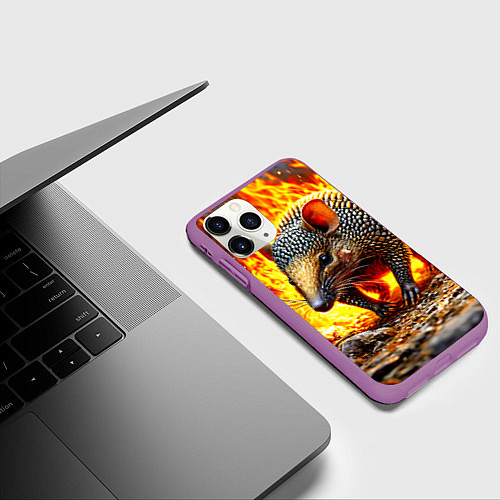 Чехол iPhone 11 Pro матовый Броненосец в огне / 3D-Фиолетовый – фото 3