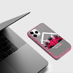 Чехол iPhone 11 Pro матовый Персонажи из Игра в кальмара, цвет: 3D-малиновый — фото 2