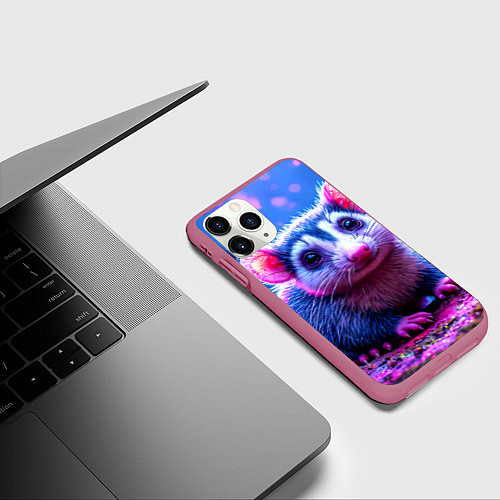 Чехол iPhone 11 Pro матовый Малыш опоссум / 3D-Малиновый – фото 3