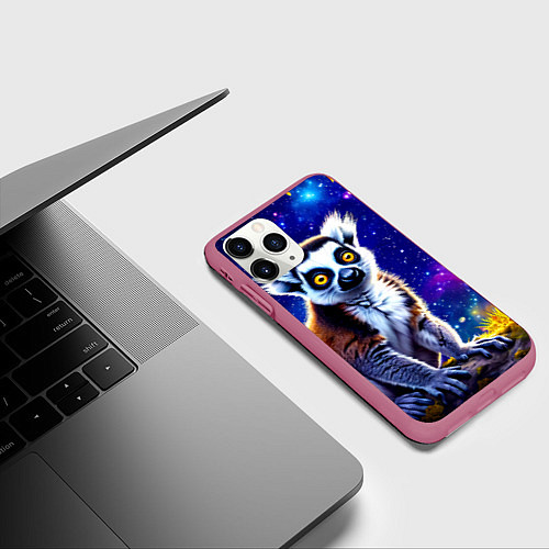 Чехол iPhone 11 Pro матовый Лемур и звездная ночь / 3D-Малиновый – фото 3
