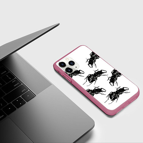 Чехол iPhone 11 Pro матовый Mezzanine / 3D-Малиновый – фото 3