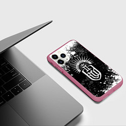 Чехол iPhone 11 Pro матовый Kingdom come 2 - белые брызги, цвет: 3D-малиновый — фото 2
