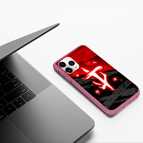 Чехол iPhone 11 Pro матовый Doom - neon red / 3D-Малиновый – фото 3