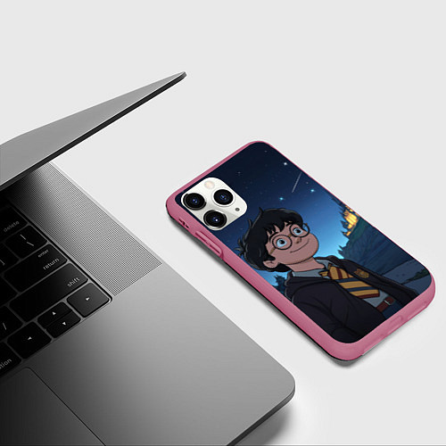Чехол iPhone 11 Pro матовый Довольный Гарри Поттер / 3D-Малиновый – фото 3