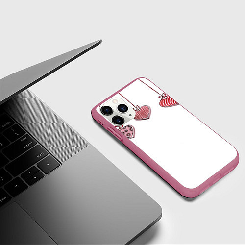 Чехол iPhone 11 Pro матовый Ожерелье любви / 3D-Малиновый – фото 3