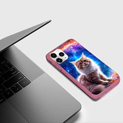 Чехол iPhone 11 Pro матовый Ангорская кошка в космосе, цвет: 3D-малиновый — фото 2