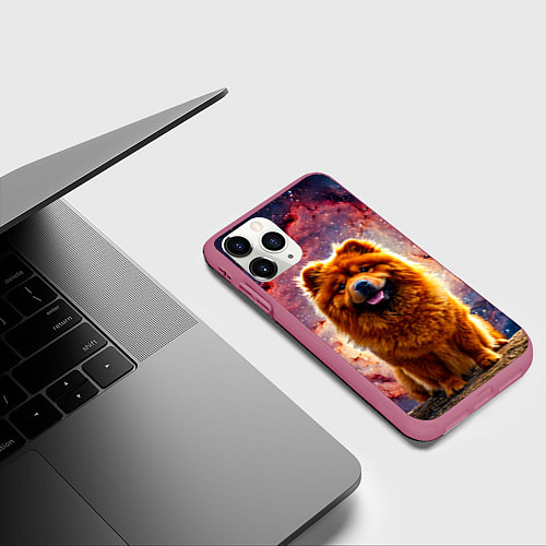 Чехол iPhone 11 Pro матовый Чау-чау в космосе / 3D-Малиновый – фото 3
