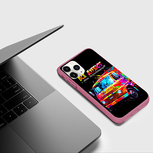 Чехол iPhone 11 Pro матовый Все дуреют с этих дальнобойщиков / 3D-Малиновый – фото 3