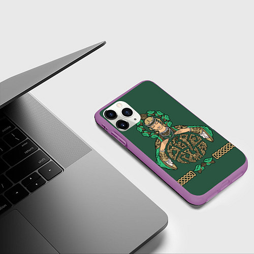 Чехол iPhone 11 Pro матовый Славянская богиня Берегиня / 3D-Фиолетовый – фото 3