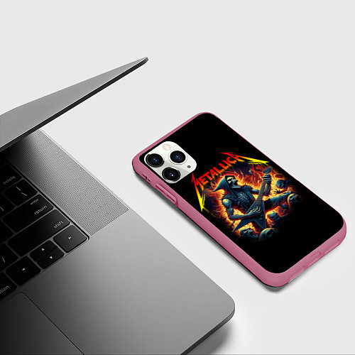Чехол iPhone 11 Pro матовый Metallica - James Alan Hatfield / 3D-Малиновый – фото 3