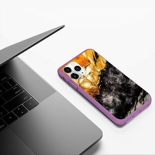 Чехол iPhone 11 Pro матовый Золотая объемная текстура на черном фоне / 3D-Фиолетовый – фото 3