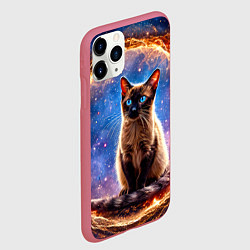 Чехол iPhone 11 Pro матовый Сиамская кошка в космосе, цвет: 3D-малиновый — фото 2