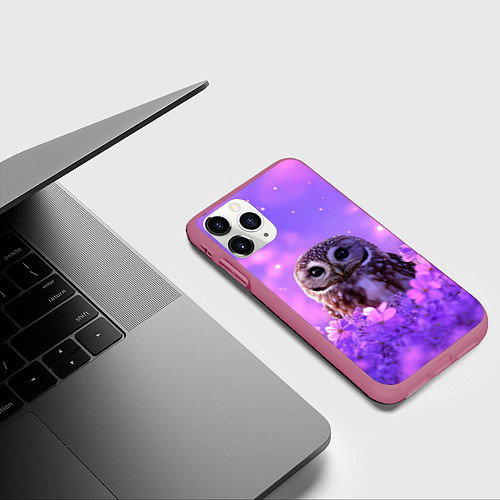 Чехол iPhone 11 Pro матовый Сова в фиолетовых цветах / 3D-Малиновый – фото 3