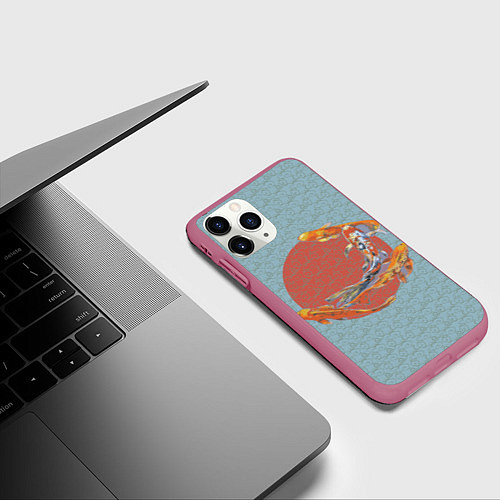 Чехол iPhone 11 Pro матовый Рыба карпы кои / 3D-Малиновый – фото 3