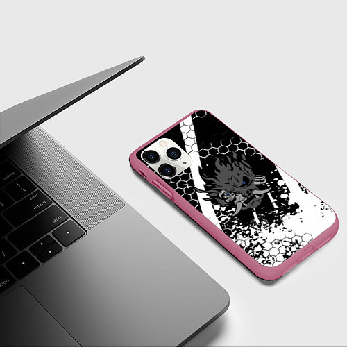 Чехол iPhone 11 Pro матовый Samurai соты краски / 3D-Малиновый – фото 3