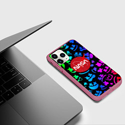 Чехол iPhone 11 Pro матовый Marshmello x NASA gradient, цвет: 3D-малиновый — фото 2