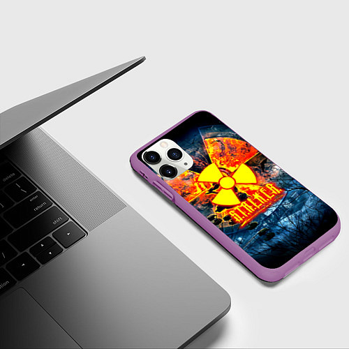 Чехол iPhone 11 Pro матовый Stalker огненное лого чернобыль / 3D-Фиолетовый – фото 3