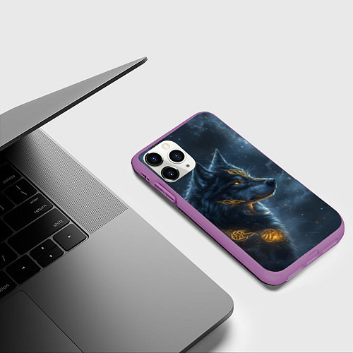 Чехол iPhone 11 Pro матовый Волк фэнтези стиль / 3D-Фиолетовый – фото 3