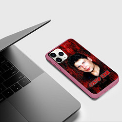 Чехол iPhone 11 Pro матовый Сектор газа фото Юрий Хой, цвет: 3D-малиновый — фото 2