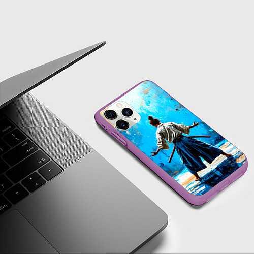 Чехол iPhone 11 Pro матовый Боец айкидо на синем / 3D-Фиолетовый – фото 3