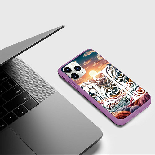 Чехол iPhone 11 Pro матовый Родина в сердце / 3D-Фиолетовый – фото 3