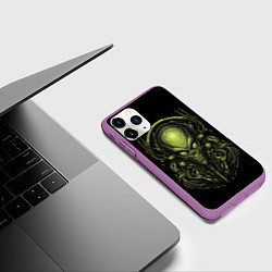 Чехол iPhone 11 Pro матовый Зеленый чужой, цвет: 3D-фиолетовый — фото 2