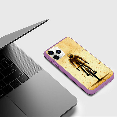 Чехол iPhone 11 Pro матовый Трековый велосипедист на бежевом / 3D-Фиолетовый – фото 3