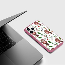 Чехол iPhone 11 Pro матовый Бобер и полено, цвет: 3D-малиновый — фото 2