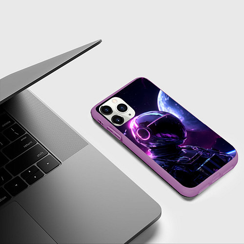 Чехол iPhone 11 Pro матовый Космонавт и фиолетовый космос / 3D-Фиолетовый – фото 3