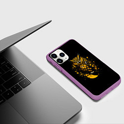 Чехол iPhone 11 Pro матовый Филин в лунном свете, цвет: 3D-фиолетовый — фото 2