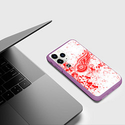 Чехол iPhone 11 Pro матовый Detroit Red Wings NHL white, цвет: 3D-фиолетовый — фото 2