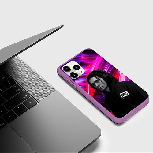 Чехол iPhone 11 Pro матовый Bones в наушниках / 3D-Фиолетовый – фото 3