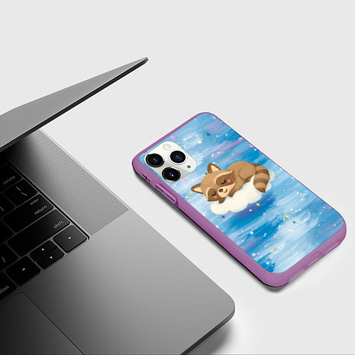 Чехол iPhone 11 Pro матовый Милый енот спит на облаке / 3D-Фиолетовый – фото 3