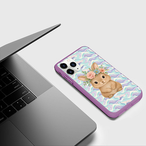 Чехол iPhone 11 Pro матовый Зайчик с венком из цветов на голове / 3D-Фиолетовый – фото 3
