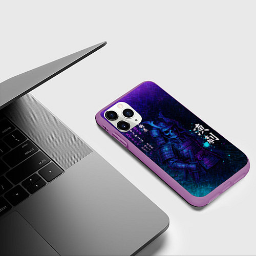Чехол iPhone 11 Pro матовый Неоновый призрачный самурай / 3D-Фиолетовый – фото 3